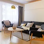Le Mans By Interhome